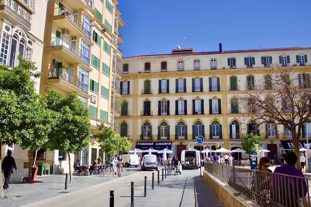 Merced Luxury Malaga Bagian luar foto